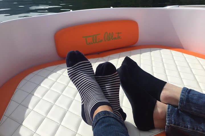 Pilot a Sunshine 500 on Lake Como — 2-Hour Boat Rental from Oliveto Lario photo 4