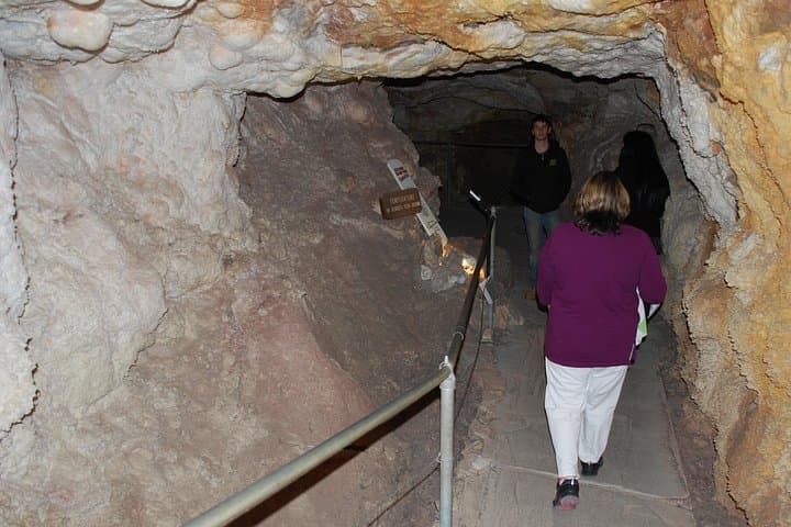 Descend into Grand Canyon Caverns: Route 66 & Crozier Canyon Tour photo 4