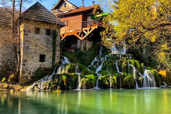 Plitvice Lakes Private Day Trip from Zagreb: Guided Tour to Rastoke & Plitvice photo 3