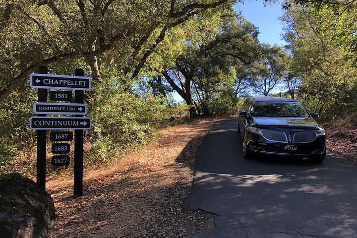 Private Napa Valley Limo Wine Tour — 6-Hour Lincoln MKT Experience photo 4