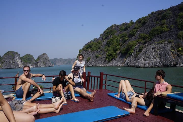 Lan Ha Bay Full-Day Boat & Kayak Adventure from Cat Ba photo 2
