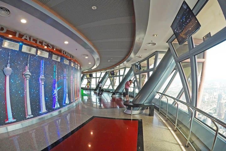 Full-Day Kuala Lumpur Two Towers Tour: Petronas, Batu Caves & Cultural Stops photo 3