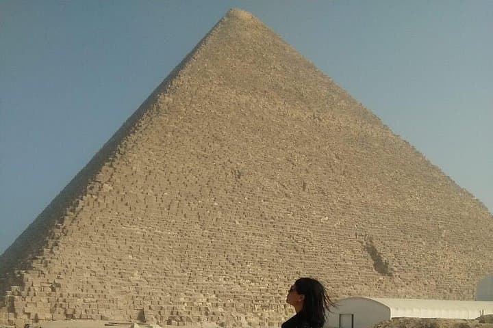 Half-Day Private Egyptologist Tour to the Pyramids of Giza with Lunch photo 3