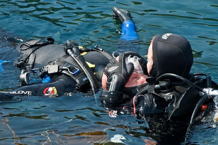 PADI Rescue Diver Course in Trincomalee: Master Dive Safety in Sri Lanka photo 3