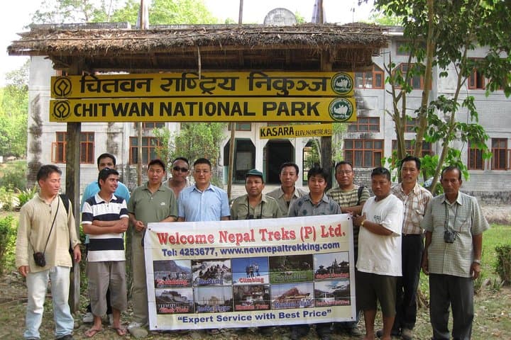 8-Day Nepal Highlights: Kathmandu, Chitwan & Pokhara Tour photo 2