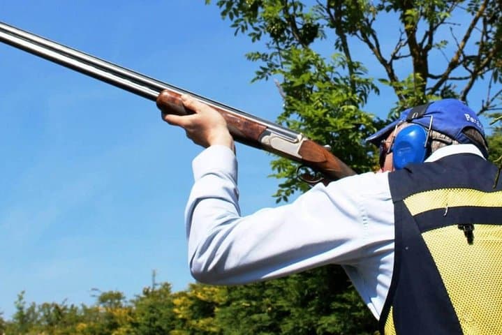 Tallinn Clay Pigeon Shooting: 60-Minute Group Clay Target Experience photo 2