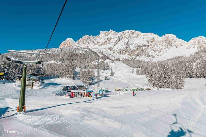Ski Chalets & Wine: Gourmet Wine Ski Tour in Cortina d'Ampezzo photo 2