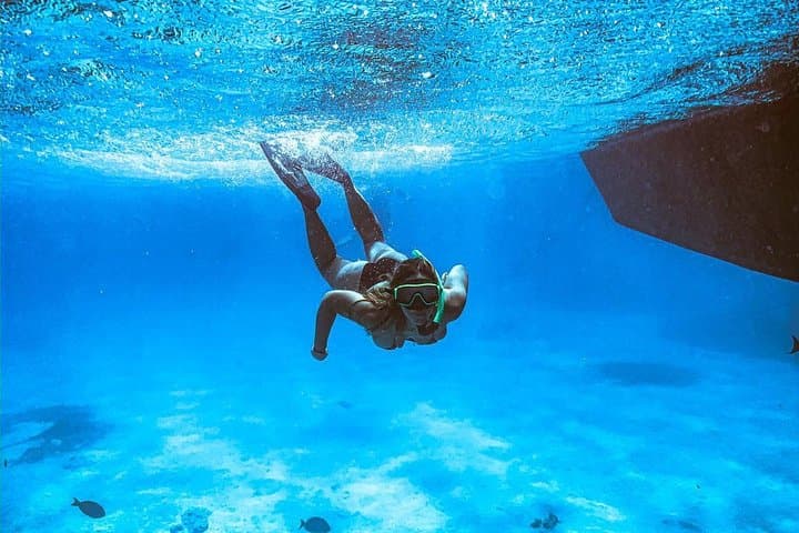 Catalina Bay Adults-Only Small-Group Snorkel & Sunset Sail (Aruba) photo 2