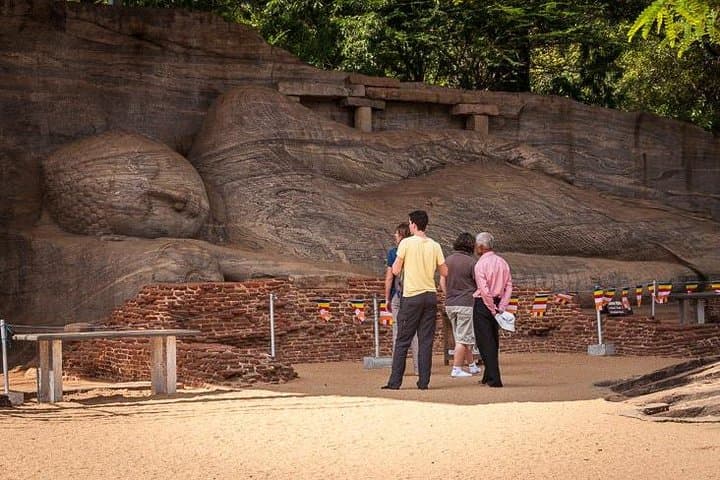 Polonnaruwa Day Tour from Kandy — Ancient City, Hatadage & Parakrama Samudra photo 2