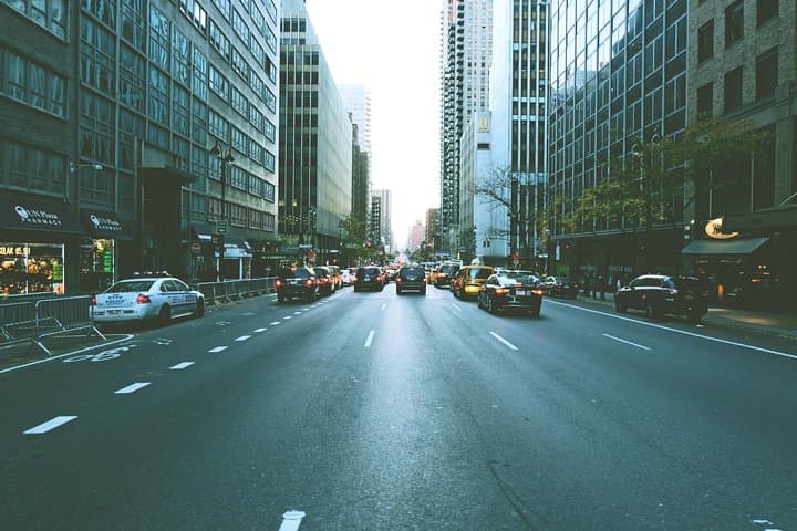 Smooth Arrival: Private Transfer from JFK to Manhattan Hotels photo 4
