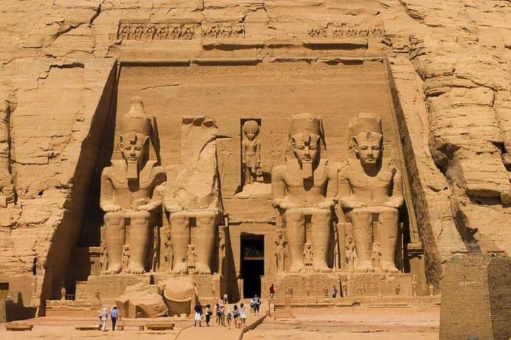 3-Day Nile Cruise from Aswan to Luxor — Temples, Ballooning & River Life photo 3