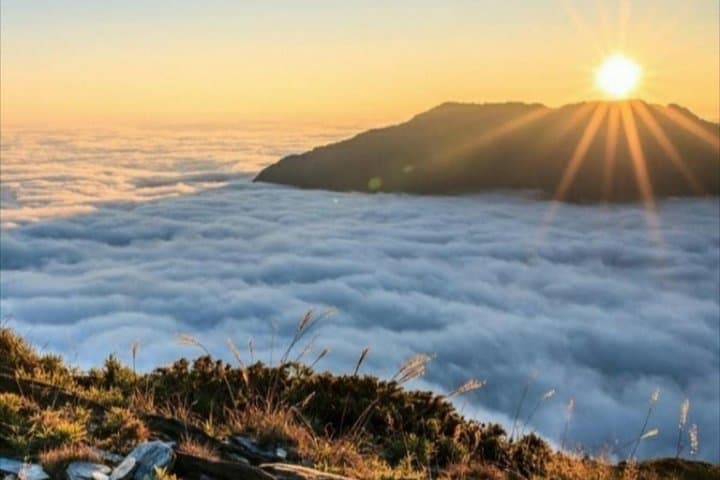 Mount Batur Sunrise Trek: Guided Dawn Hike on Bali’s Active Caldera