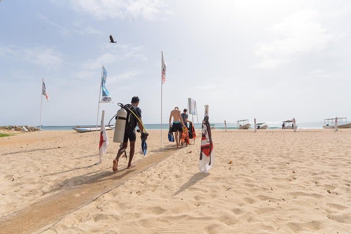 Discover Scuba Diving in Hikkaduwa — Beginner Beach-to-Reef Experience photo 6