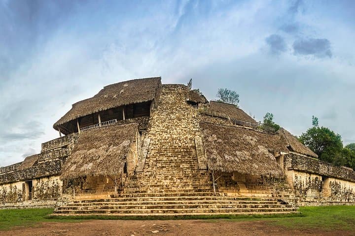 Ek Balam: Climb Ancient Pyramids and Rappel into a Yucatán Cenote photo 6