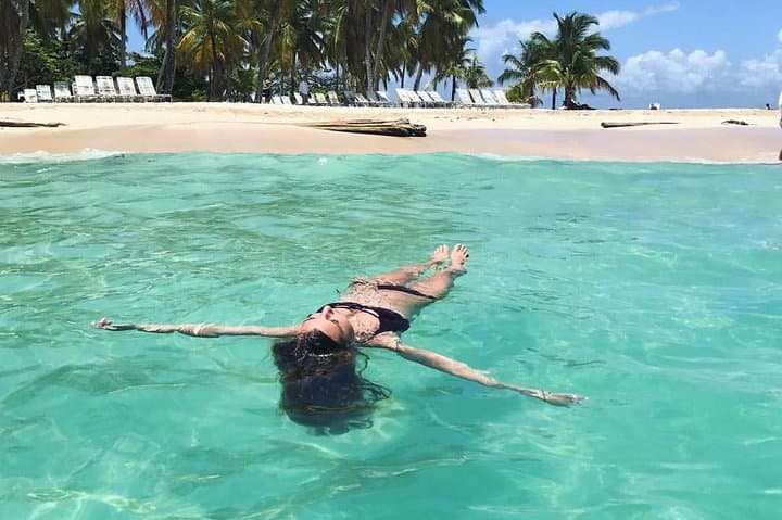 Samaná Whale Watching & Cayo Levantado (Bacardi Island) — Full-Day Catamaran Excursion photo 3