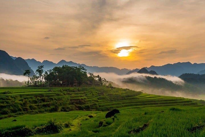Mai Chau to Pu Luong Nature Reserve: 2-Day Trekking, Cycling & Homestay Adventure
