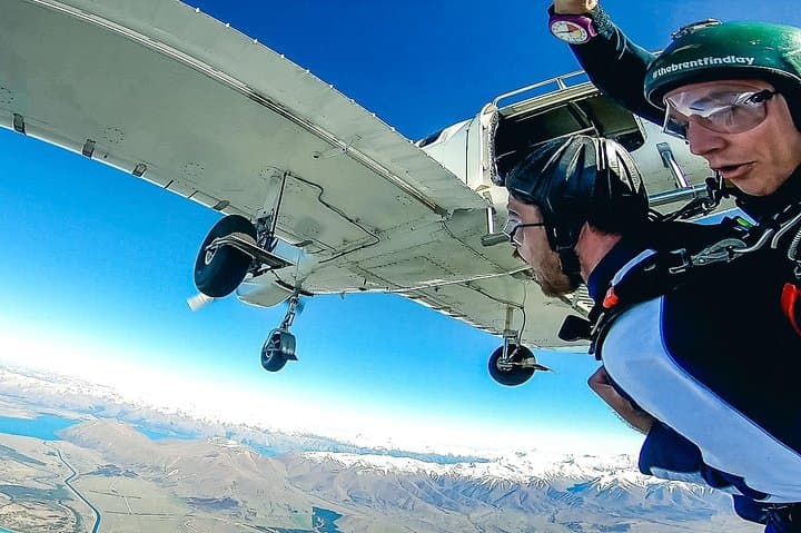 Skydive Mt Cook: Tandem Jump from 16,500ft Over Lake Pukaki photo 5