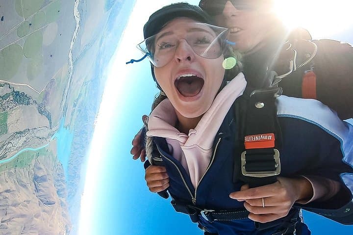Skydive Mt Cook: Tandem Jump from 16,500ft Over Lake Pukaki photo 3