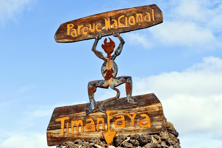 Timanfaya Volcano Tour & Camel Ride — Half-Day South Lanzarote Adventure photo 5
