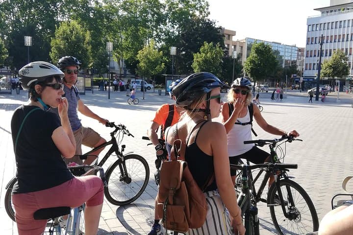 Dijon Bike Tour & Tasting: Half-Day Urban Ride to Lac Kir, Canals and Mustard