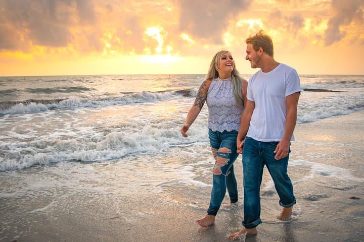 Sunset Beach Photography Session in St. Petersburg — Private 60-Minute Portraits photo 4