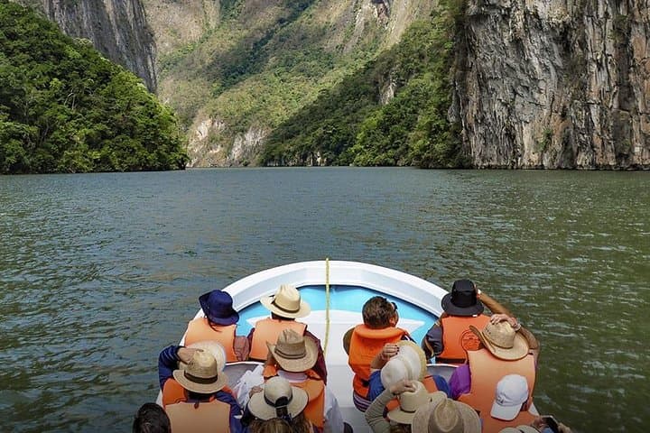 Sumidero Canyon Boat Tour from Tuxtla: Viewpoints & Chiapa de Corzo photo 2