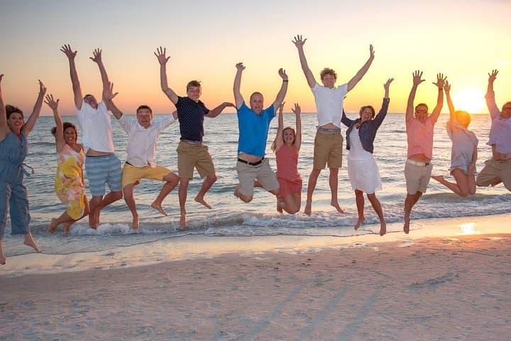 Sunset Beach Photography Session in St. Petersburg — Private 60-Minute Portraits