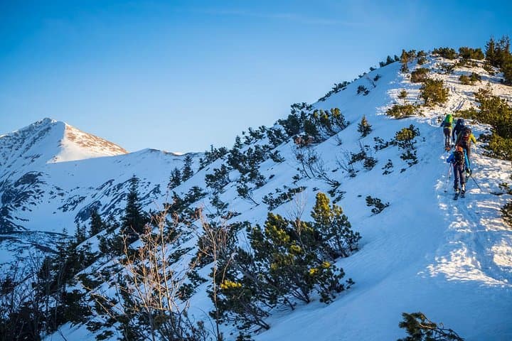 Advanced 8-hour Ski Tour in Poland's Tatra Mountains photo 3