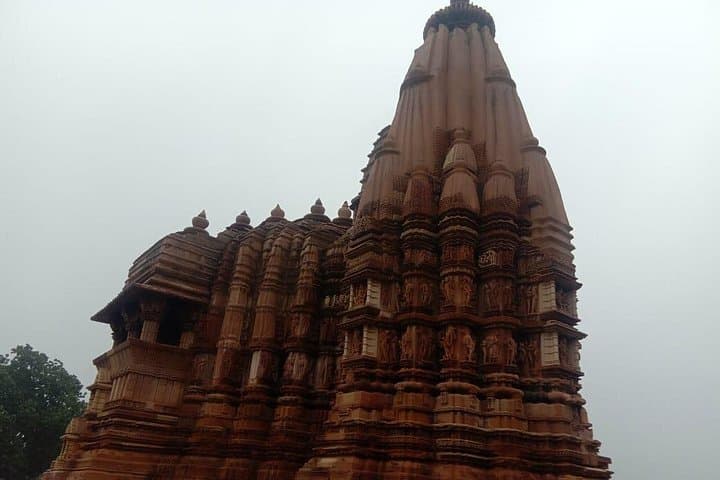 11-Day Golden Triangle Tour: Delhi, Agra, Jaipur, Khajuraho & Varanasi photo 4