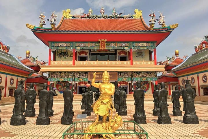 Pattaya Selfie & Temple Tour by Songthaew — Big Buddha, Viewpoints & Jomtien Beach photo 4