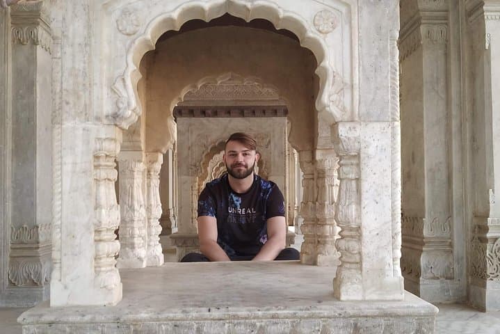Discover Jaipur's Hidden Gems: Private 4-Hour Pink City Secrets Tour photo 2