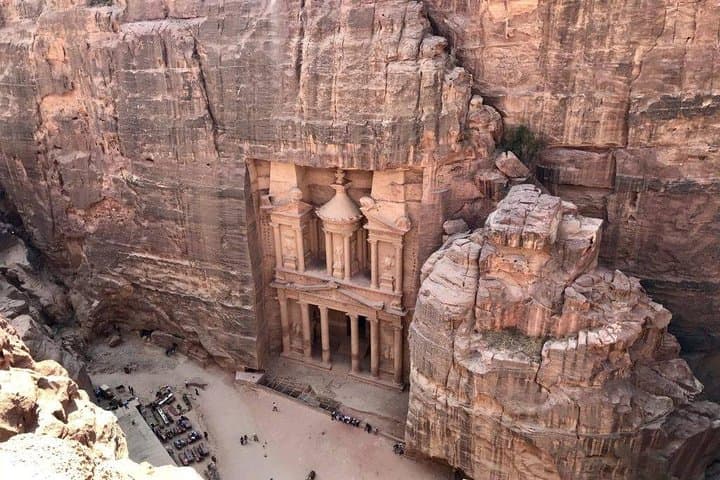 Three Days in Petra & Wadi Rum: Bedouin Camp, Jeep Safari and Full-Day Petra Walk