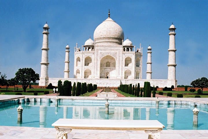 Bangalore to Taj Mahal Same-Day Flight Tour: Agra Highlights with Skip-the-Line Access photo 5