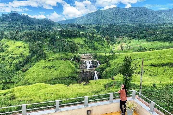 Waterfall Hunt from Kandy: Ramboda, St. Clair's & Kadiyanlena Day Tour photo 6