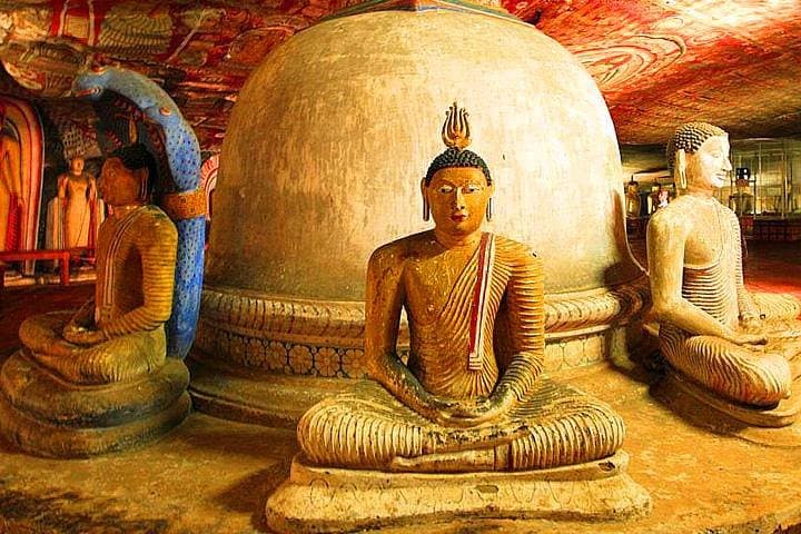 2-Day Sigiriya & Dambulla Tour from Colombo — 1 Night Cultural Escape photo 3