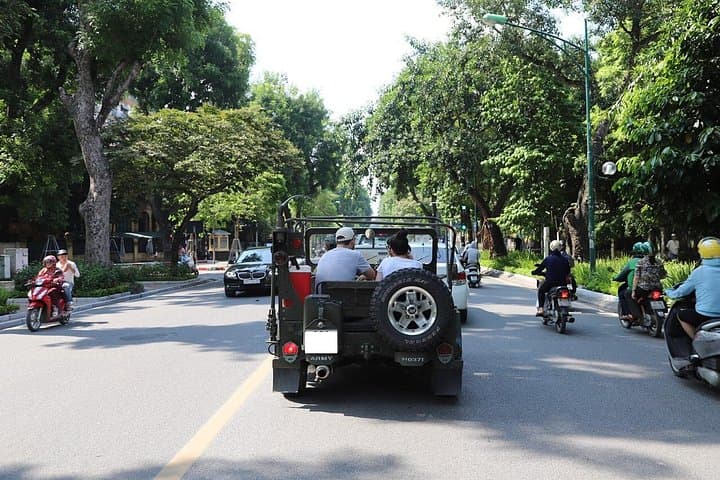 Hanoi Half-Day Jeep Tour: Backstreets, Food & Lakeside Culture photo 4