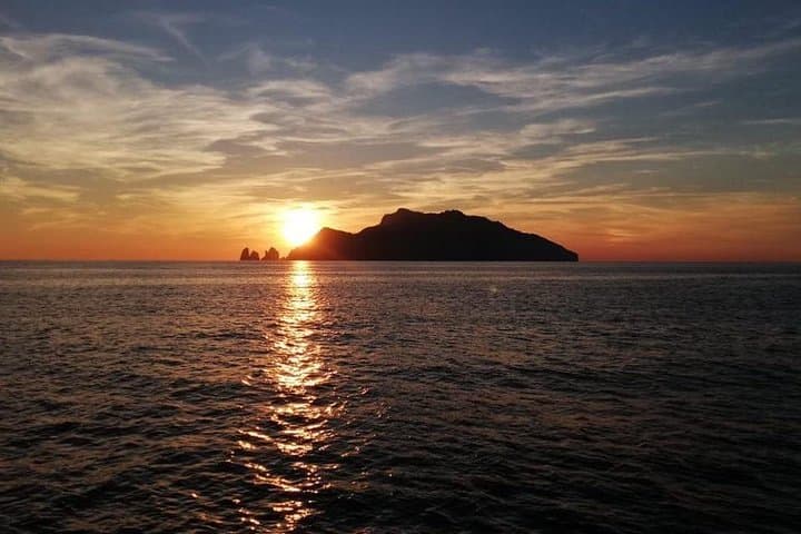 Capri Sunset Private Boat Tour from Sorrento with Limoncello Tasting photo 2