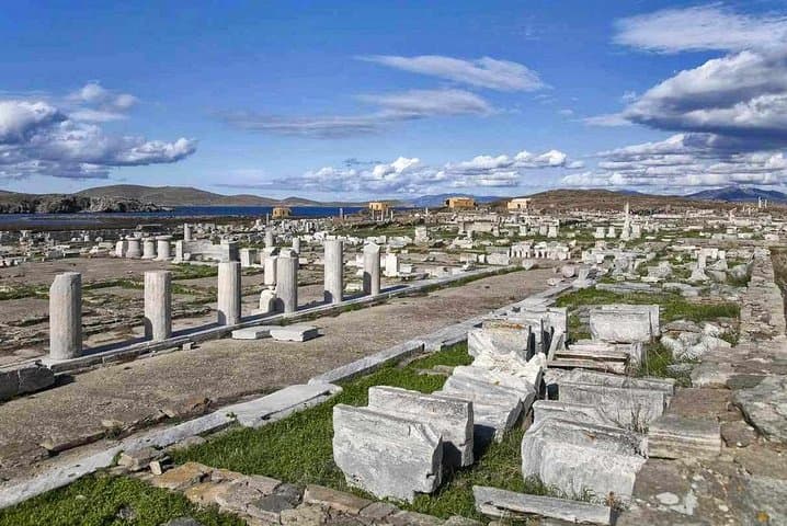 Ancient Delos Tour: Guided Half-Day Archaeological Walk from Mykonos