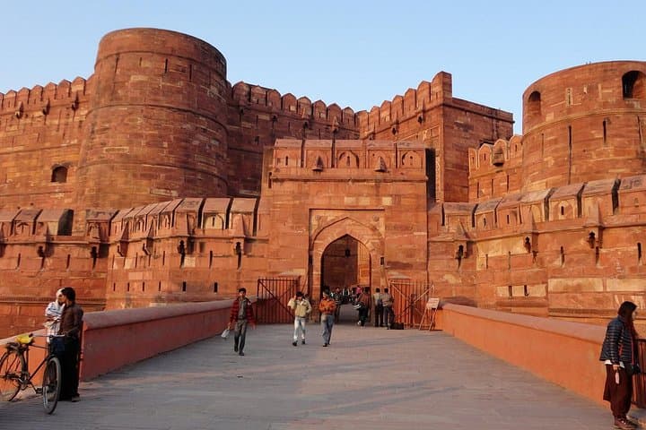 Same-Day Taj Mahal Tour from Delhi via Gatimaan Express — Train to Agra, Return by AC Car photo 3