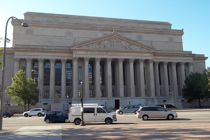 Self-Guided Washington DC Historical Audio Tour — Downloadable Walking Route photo 4