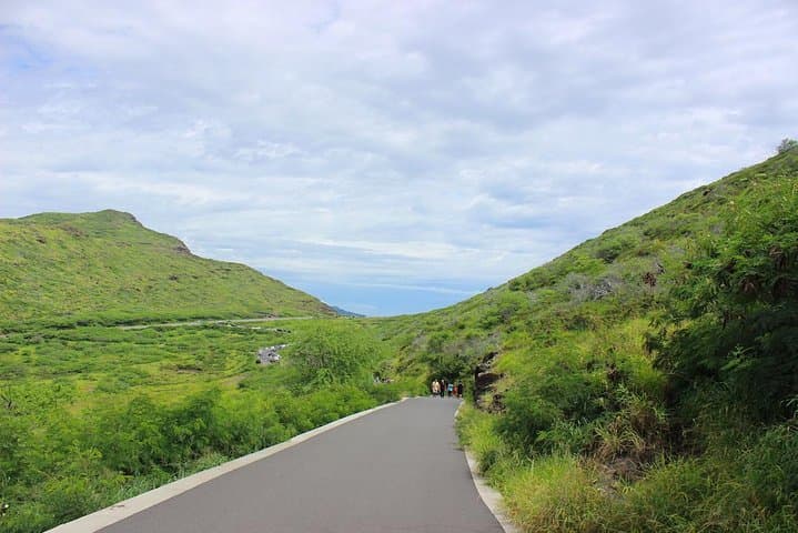 Makapuʻu Lighthouse Trail Hike & Shuttle — Makapu'u Point Views and Halona Blowhole Stop photo 5