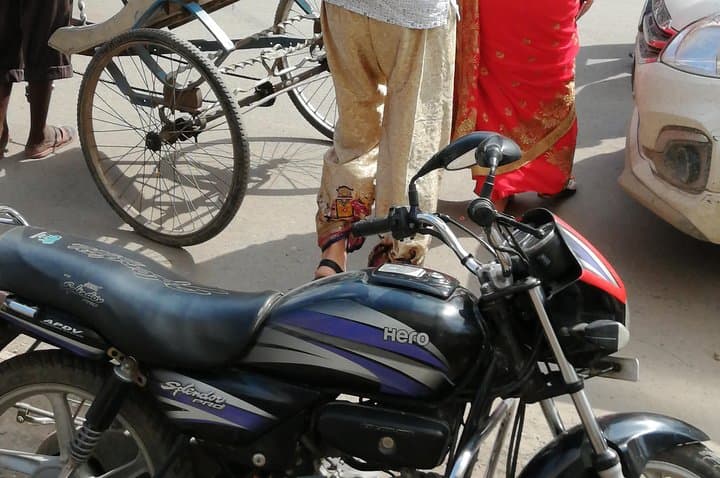 Bike Tour of Varanasi: Cycle the Ghats, Temples & Sarnath photo 4