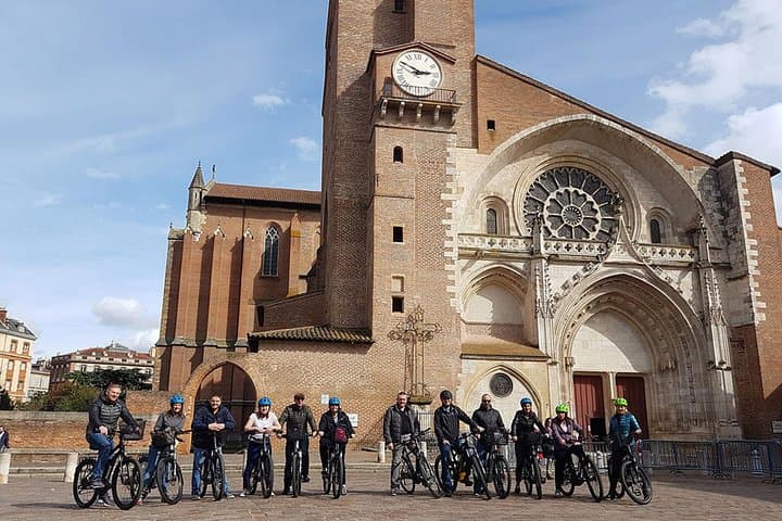 Toulouse E‑Bike Tour: Ride the Garonne & Canal du Midi photo 5