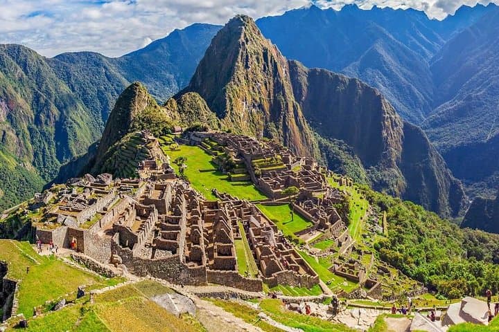 Machu Picchu by Train: 2-Day Guided Trip from Cusco photo 6