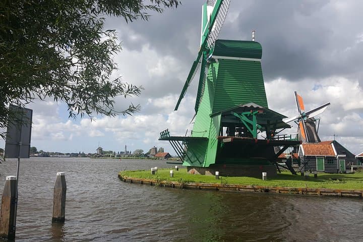 Half-Day Private Tour: Zaanse Schans, Volendam & Edam Windmills & Cheese photo 2