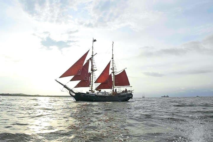 Pirate Sail and Boca Chica Beach Club: Cartagena Open‑Water Adventure photo 1