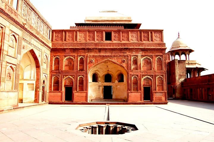 Taj Mahal & Agra Overnight Tour from Amritsar — 2-Day Private Trip with Flights photo 6