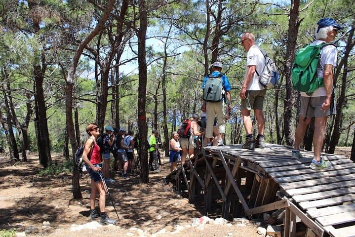 Agia Kyriaki Walk: Scenic 7km Hike Above Pigadia, Karpathos