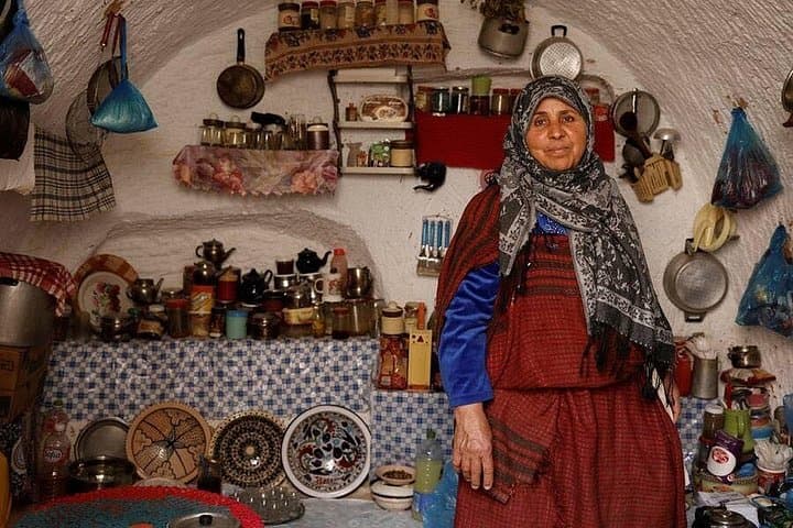 Matmata Troglodyte Road Trip: Berber Villages, Star Wars Sites & Lunch with Locals