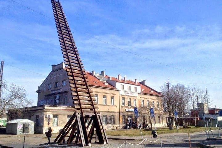 Walking Prague's Jewish Quarter: Kafka, Synagogues & Holocaust History photo 3